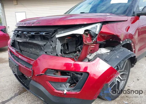 2016 Ford Explorer Sport z USA, uszkodzony, nr VIN 1FM5K8GT8GGC80472